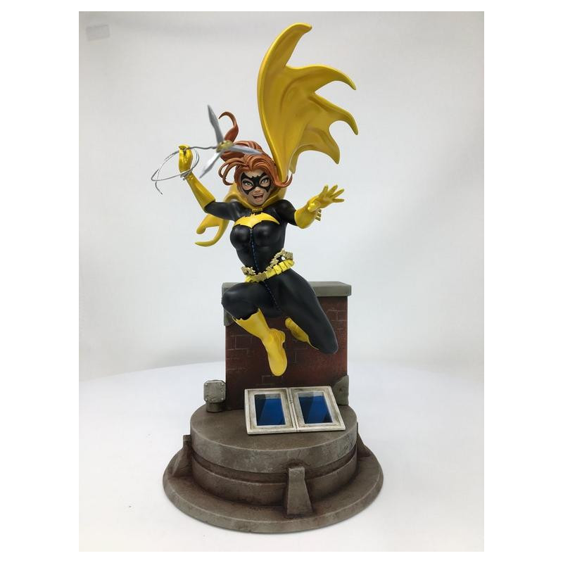 Chronicle Collectibles - DC Jim Lee Batgirl Statue