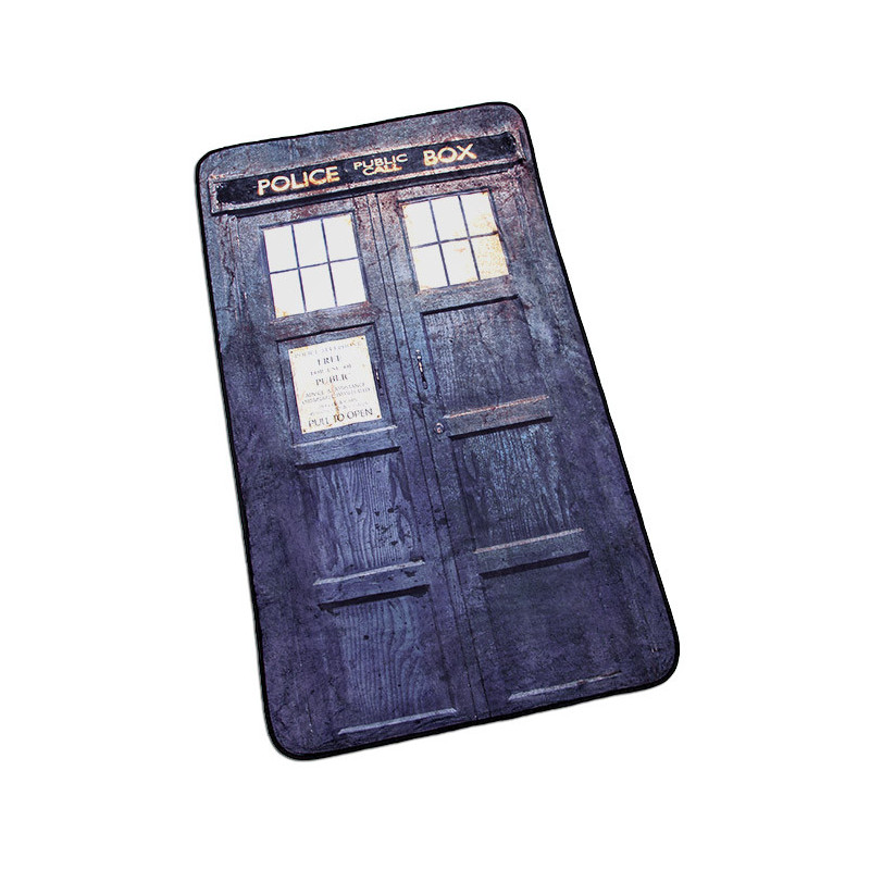 BBC - Doctor Who - Distressed TARDIS 50 x 80 in (127 x 226 cm) Microraschel Throw