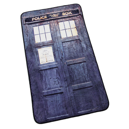 BBC - Doctor Who - Distressed TARDIS 50 x 80 in (127 x 226 cm) Microraschel Throw