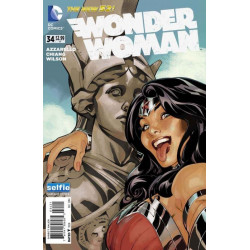 Wonder Woman Vol. 4 Issue 34b Selfie Variant